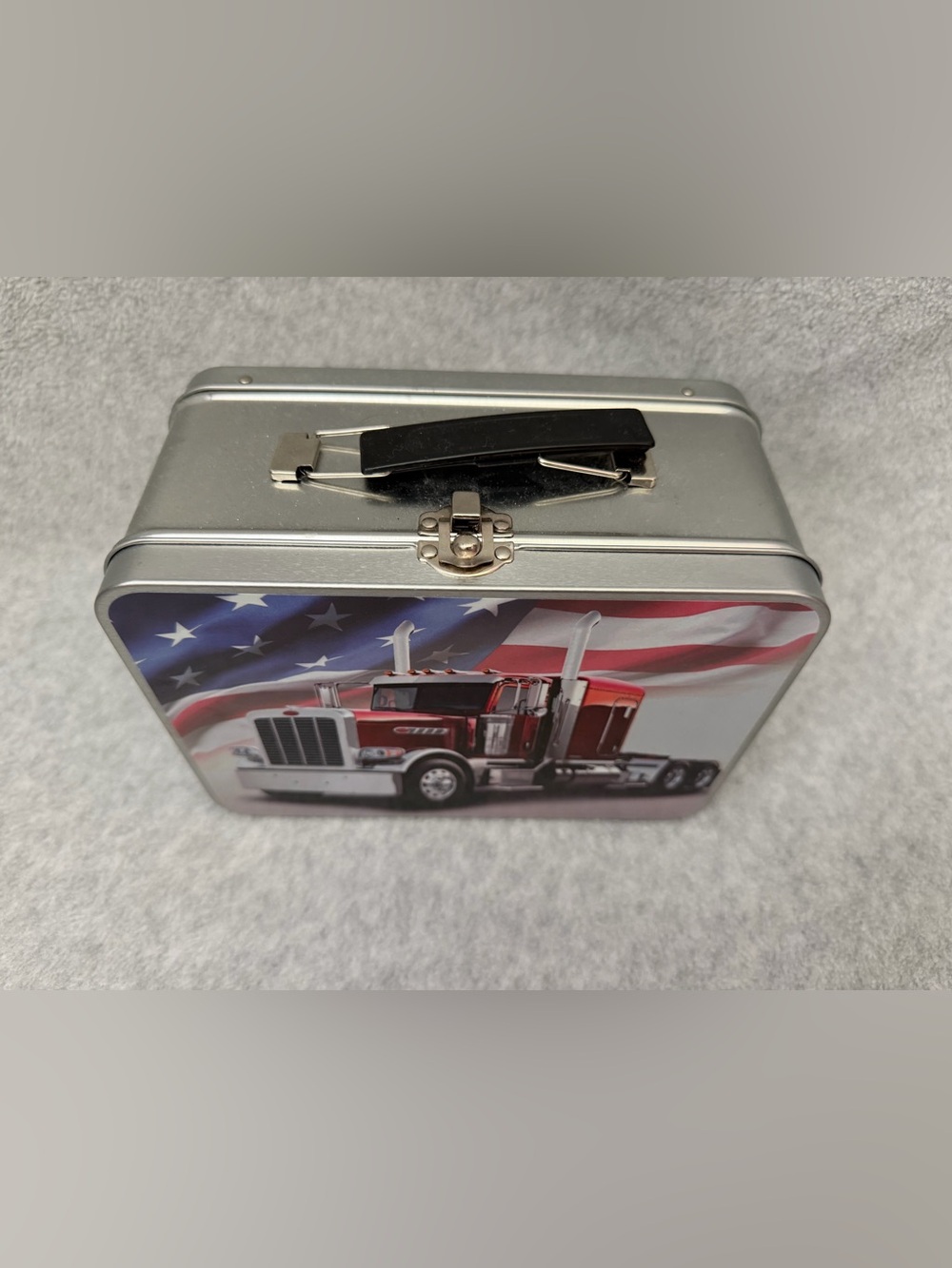 Lunchbox - Picture 2 of 5